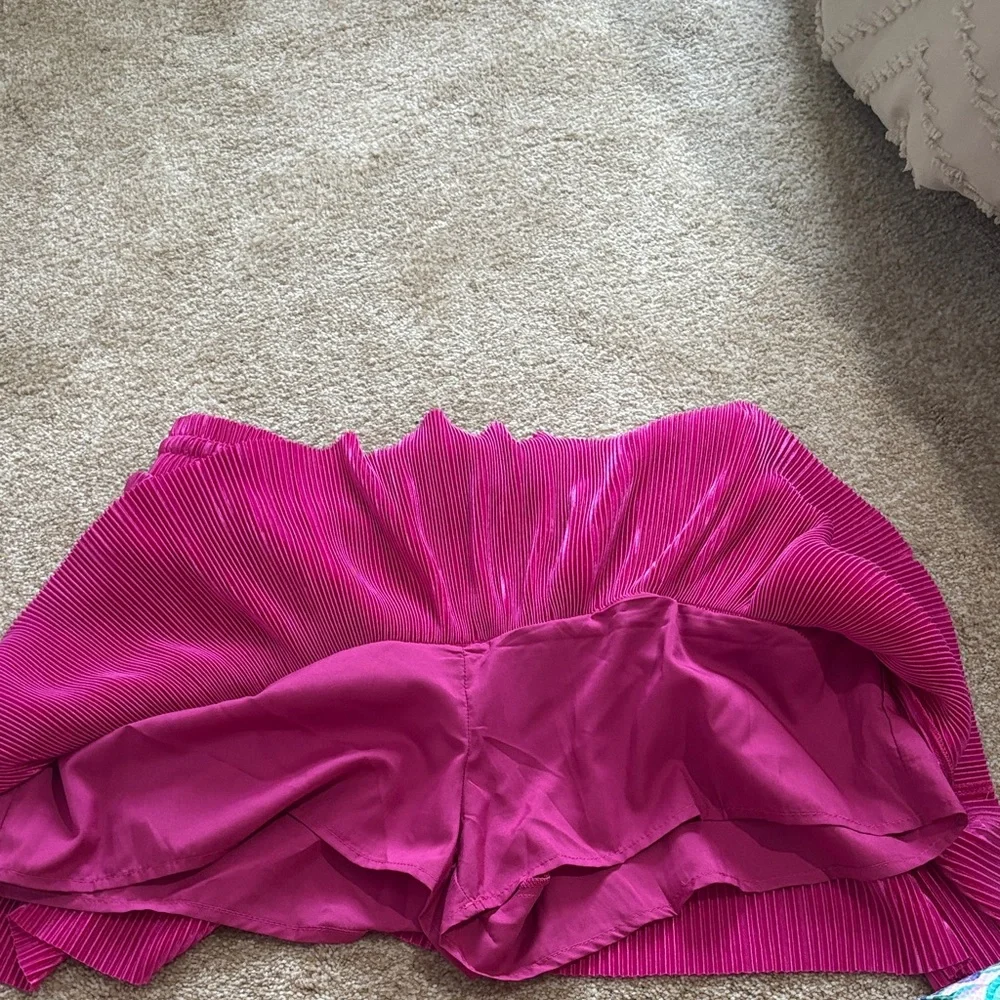 Vibrant Pink Tiered Mini Skirt - Picture 3 of 3